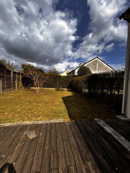 Nettoyage et remise en état d’un jardin à Chambray-lès-Tours près de Montbazon